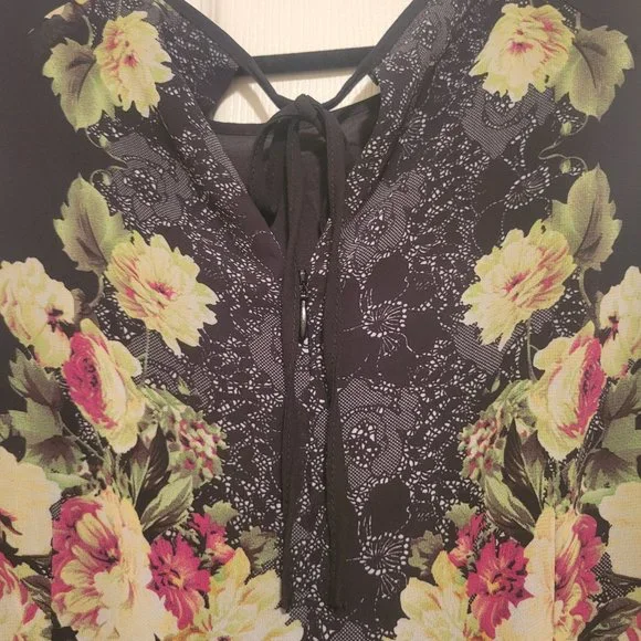 $10 Clean Out Sale - Picture 4 of 4